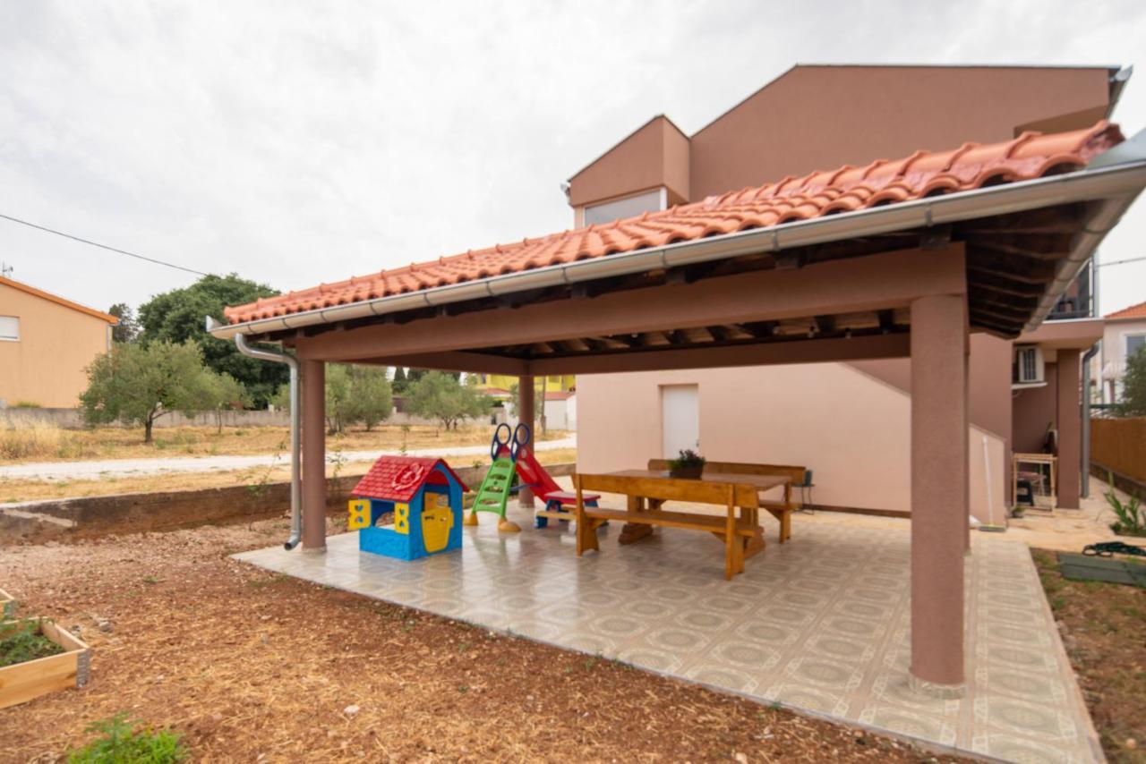 Apartman L&A Biograd Na Moru Exterior foto
