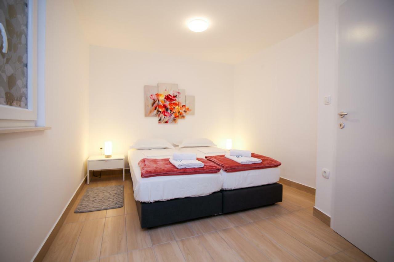 Apartman L&A Biograd Na Moru Exterior foto